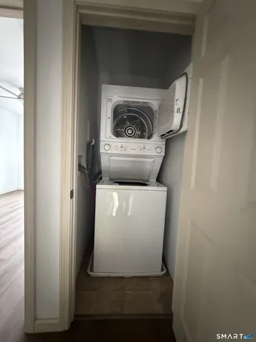 $1,650 | 91 Reynolds Bridge Road, Unit B, Thomaston, CT 06787