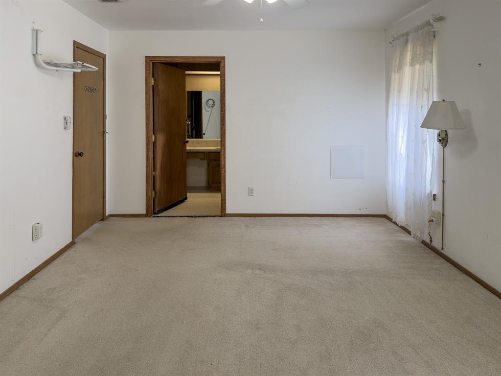 170 Riverview Road Millsap, TX 76066 - Photo 19 of 27 Gallery Image 19
