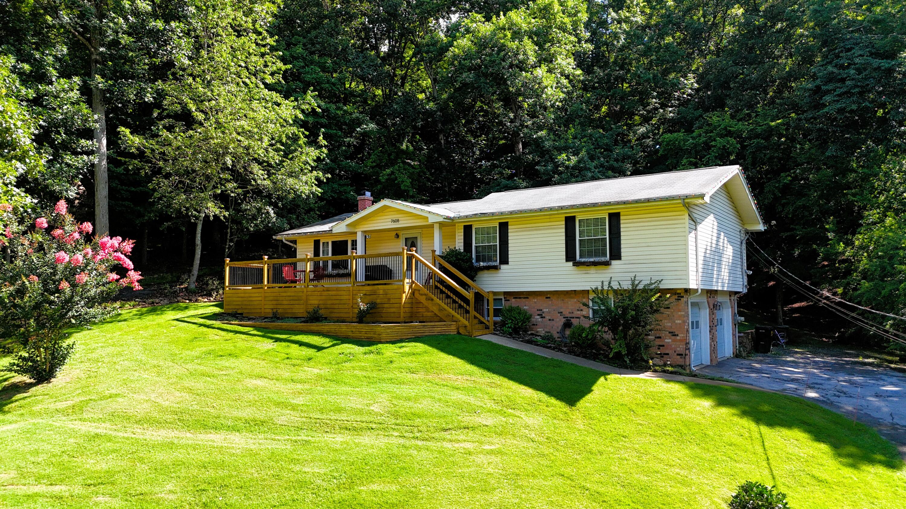 7608 Ridge Bay Drive Hixson, TN 37343 - Photo 44 of 52 Front