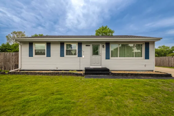 $225,000 | 5782 McCasland Avenue, Portage, IN 46368