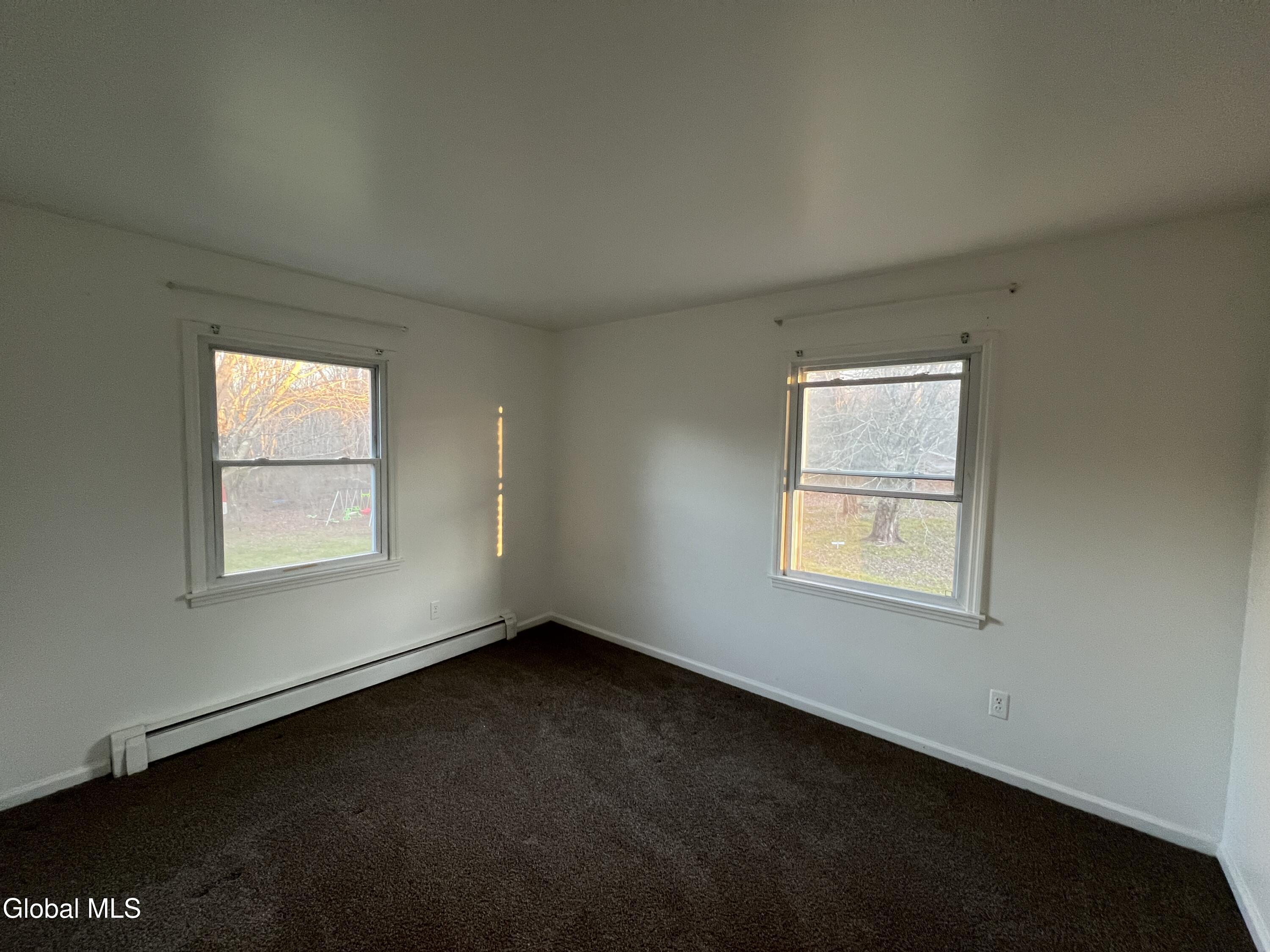 11-21 Ashdown Road, Unit 15D Clifton Park, NY 12019 - Photo 9 of 15 Bedroom 2