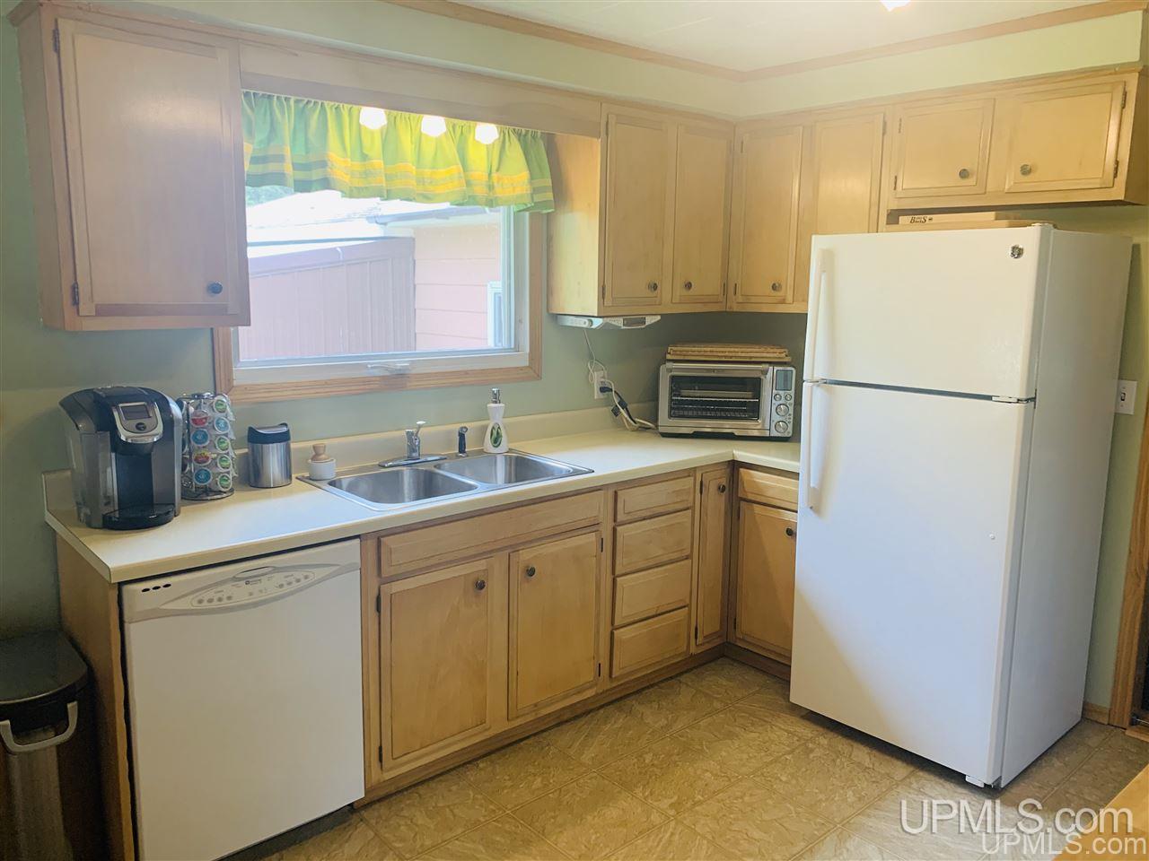 3827 20th Road Gladstone, MI 49837 - Photo 21 of 25