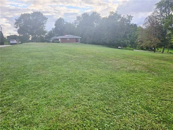 $47,500 | 2 Fritchman Drive, Jeannette, PA 15644