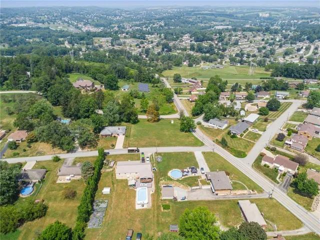 $52,500 | 2 Fritchman Drive, Jeannette, PA 15644