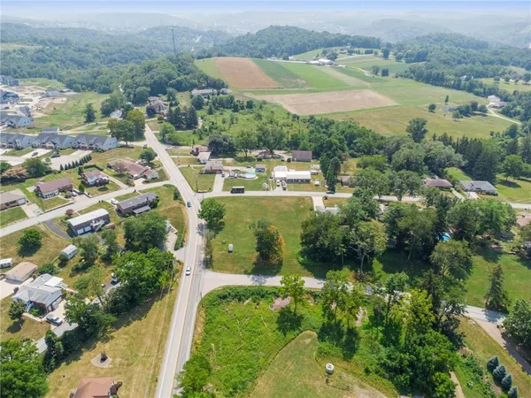 $47,500 | 2 Fritchman Drive, Jeannette, PA 15644