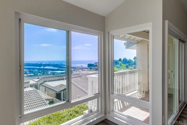 $4,995 | 823 Sea Turf Circle, Solana Beach, CA 92075