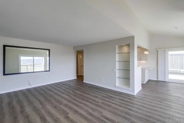 $4,995 | 823 Sea Turf Circle, Solana Beach, CA 92075
