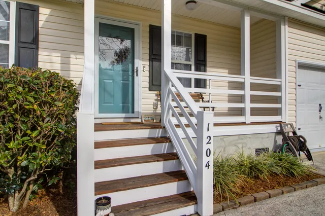 $549,000 | 1204 Marvin Avenue, Charleston, SC 29407