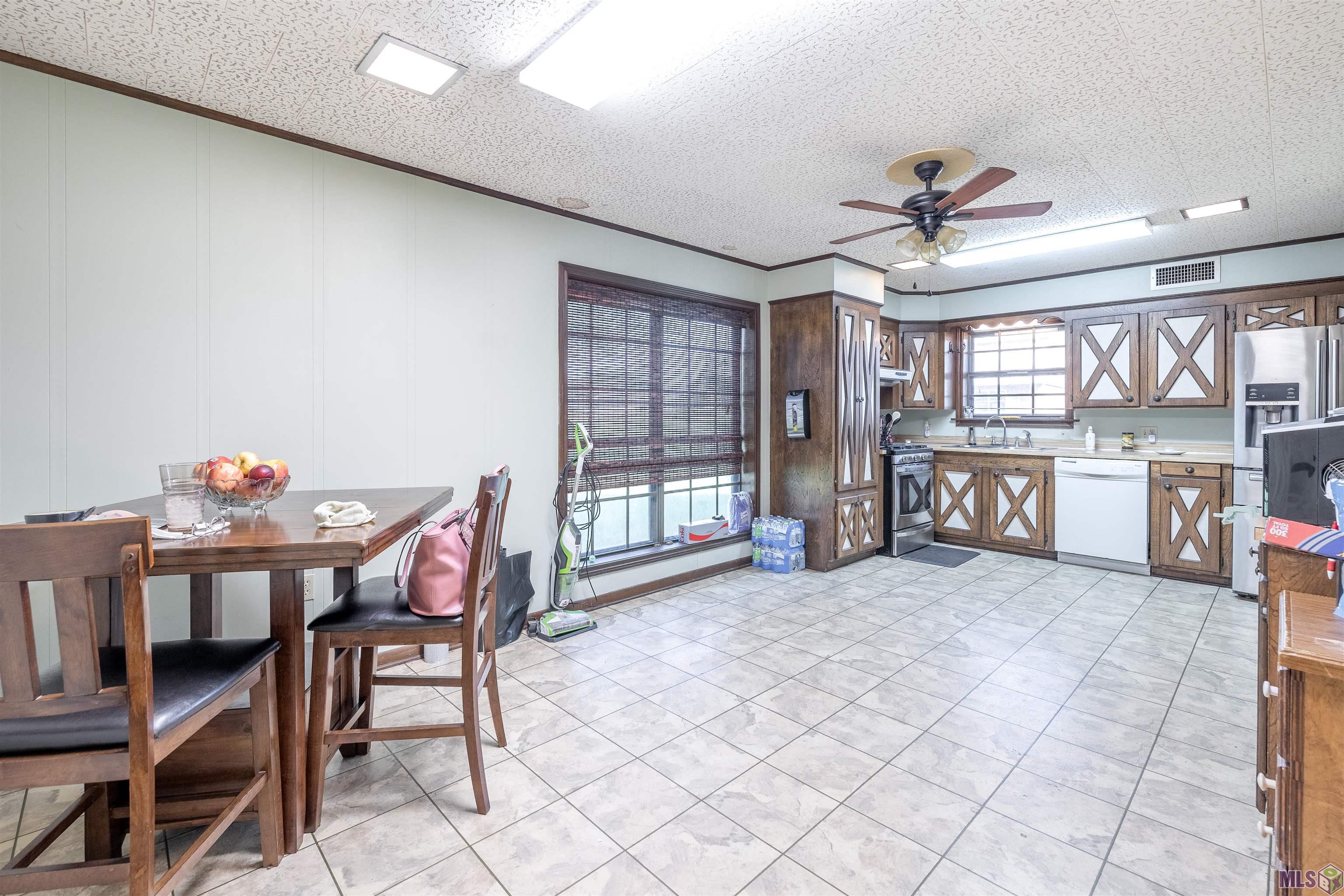 801 Bayou Dularge Road Houma, LA 70363 - Photo 4 of 19 Gallery Image 4