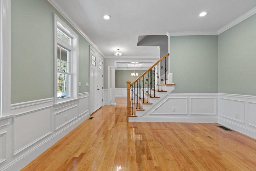 8 Maryvale Road Burlington, MA 01803 - Photo 7 of 40 Gallery Image 7