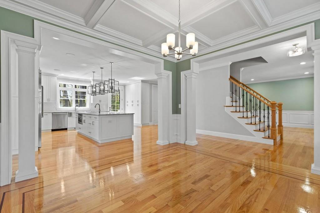 8 Maryvale Road Burlington, MA 01803 - Photo 8 of 40 Gallery Image 8