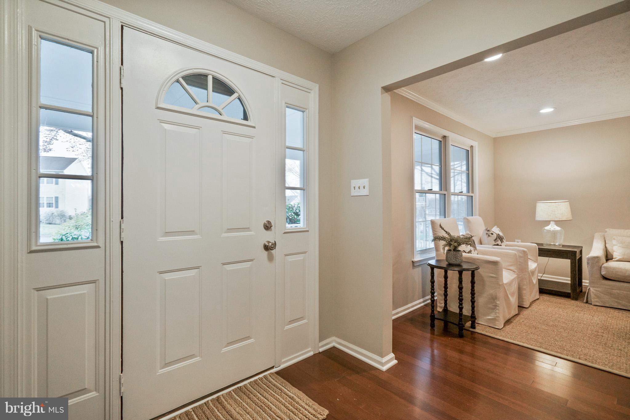 9366 Hidden Spring Drive Manassas, VA 20112 - Photo 2 of 27 Interior (General)