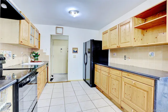 $185,000 | 5 Secora Road, Unit F7, Spring Valley, NY 10977