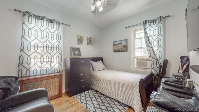 $1,149,000 | 46-03 195th Street | Auburndale