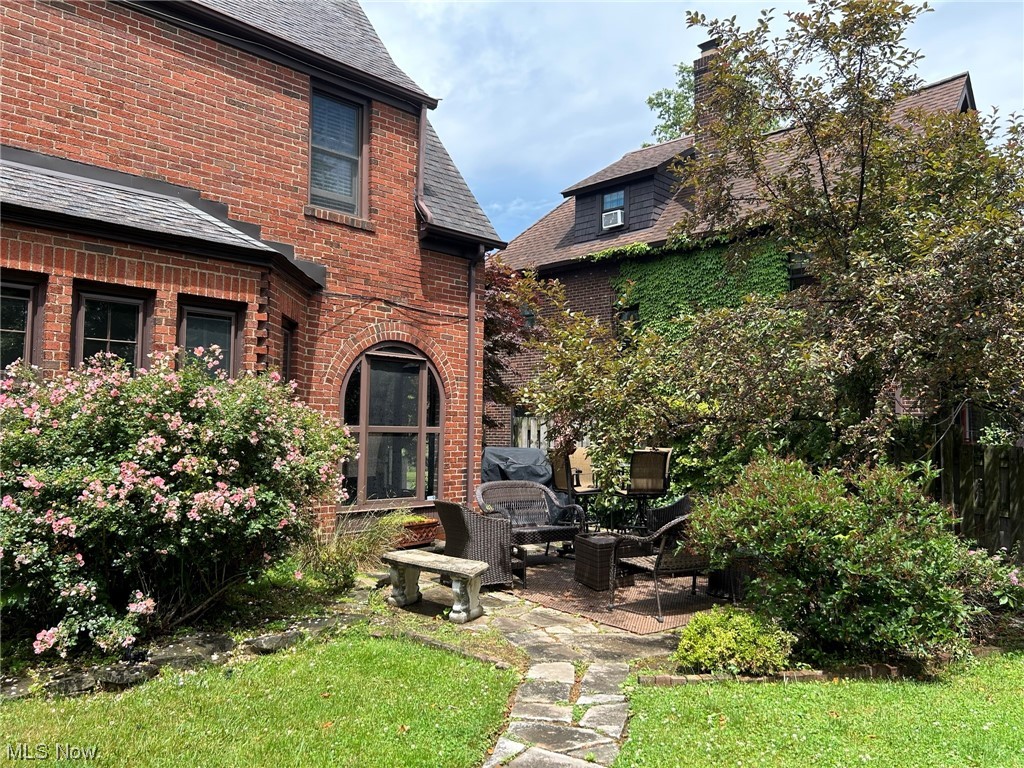 16010 Chadbourne Road Cleveland, OH 44120 - Photo 30 of 33