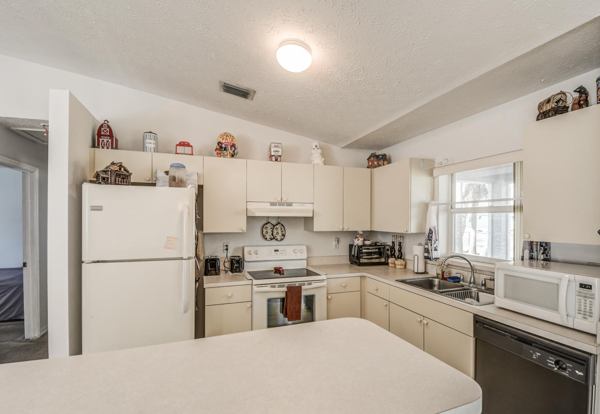 1711 Southwest Fortune Road Port St. Lucie, FL 34953 - Photo 5 of 25 untitled (7 of 15)