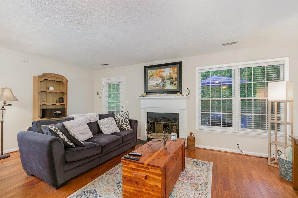 128 Shady Spring Place Durham, NC 27713 - Photo 4 of 18 Photo 4