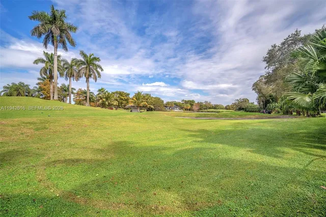 $640,000 | 107 Heatherbrook Way, Unit 145, Hollywood, FL 33021