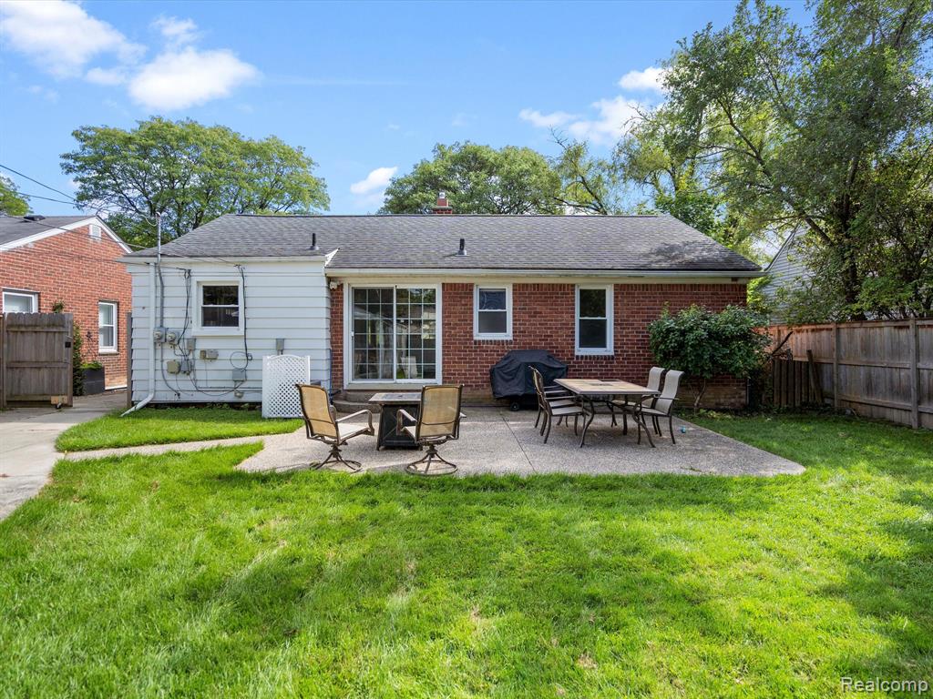 2414 West Webster Road Royal Oak, MI 48073 - Photo 19 of 22 Gallery Image 19