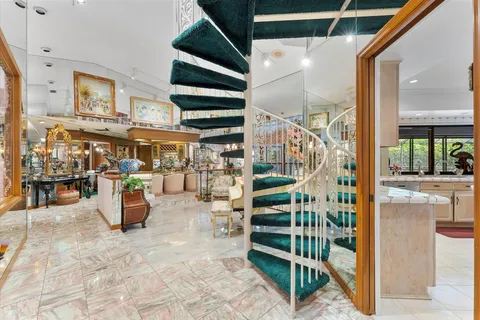 $1,999,000 | 3333 Southwest 59th Street, Fort Lauderdale, FL 33312