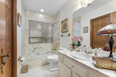 $1,999,000 | 3333 Southwest 59th Street, Fort Lauderdale, FL 33312