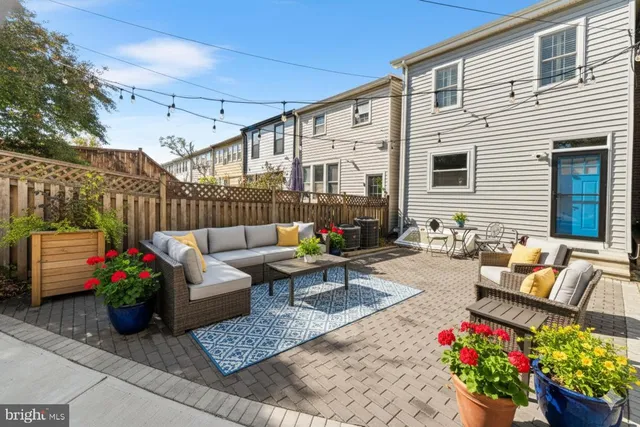 $949,000 | 4529 New Hampshire Avenue Northwest, Washington, DC 20011