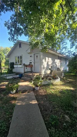 $115,000 | 1020 7th Avenue, St. Joseph, MO 64505
