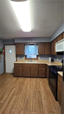 $115,000 | 1020 7th Avenue, St. Joseph, MO 64505