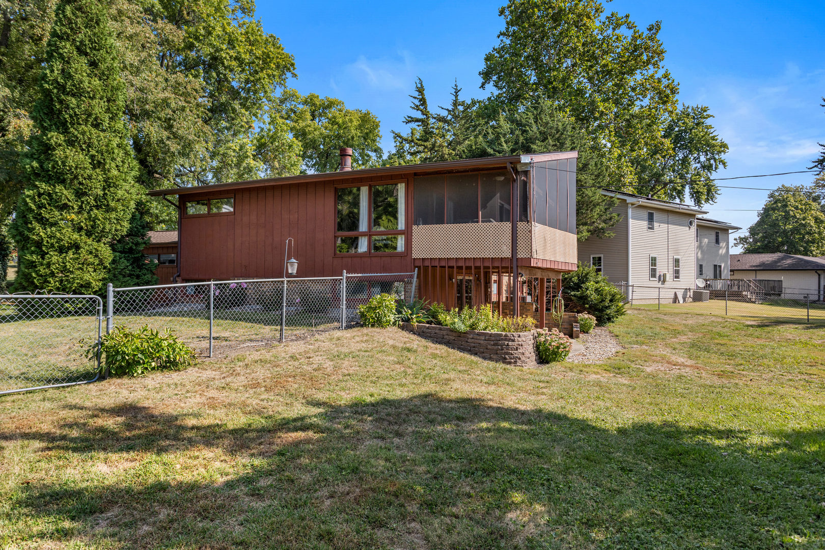 105 Lone Beech Road Monticello, IL 61856 - Photo 41 of 47 Gallery Image 41