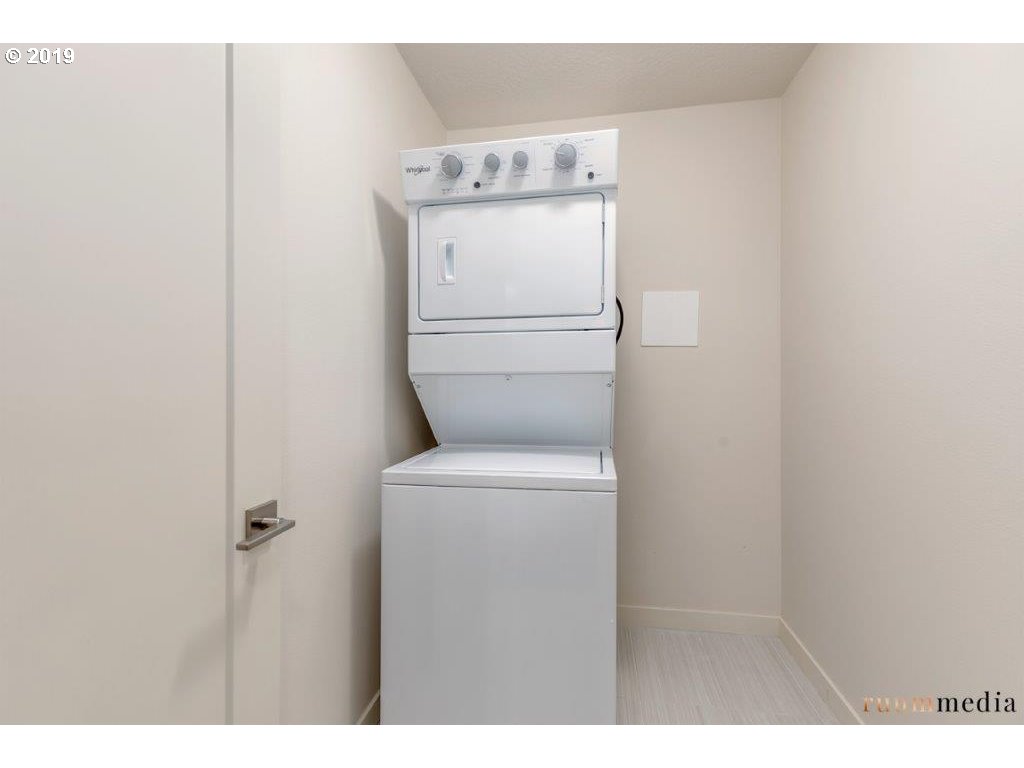 5207 Northeast 25th Avenue Portland, OR 97211 - Photo 29 of 31