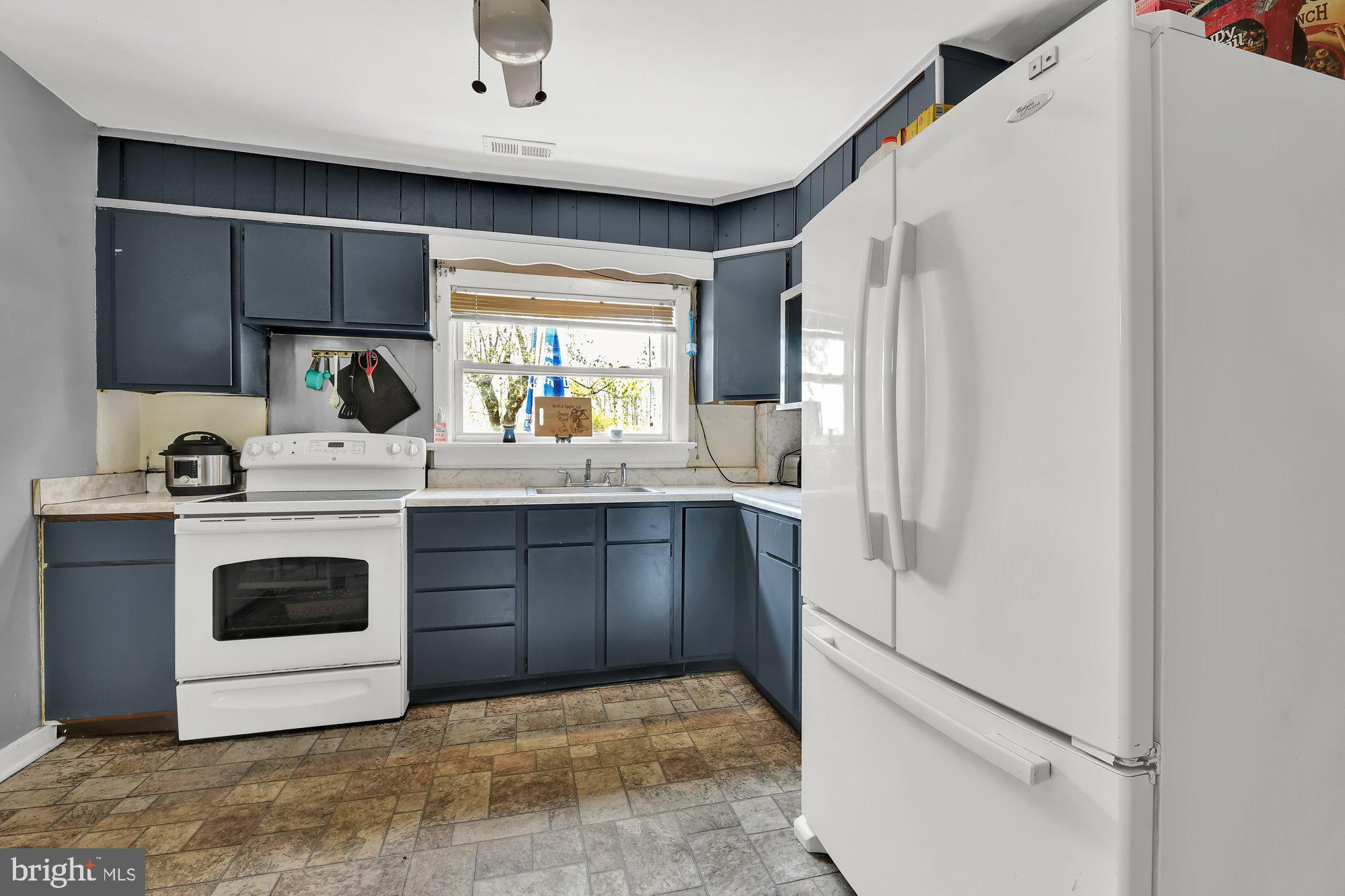4117 North Point Road Baltimore, MD 21222 - Photo 11 of 29 Gallery Image 11