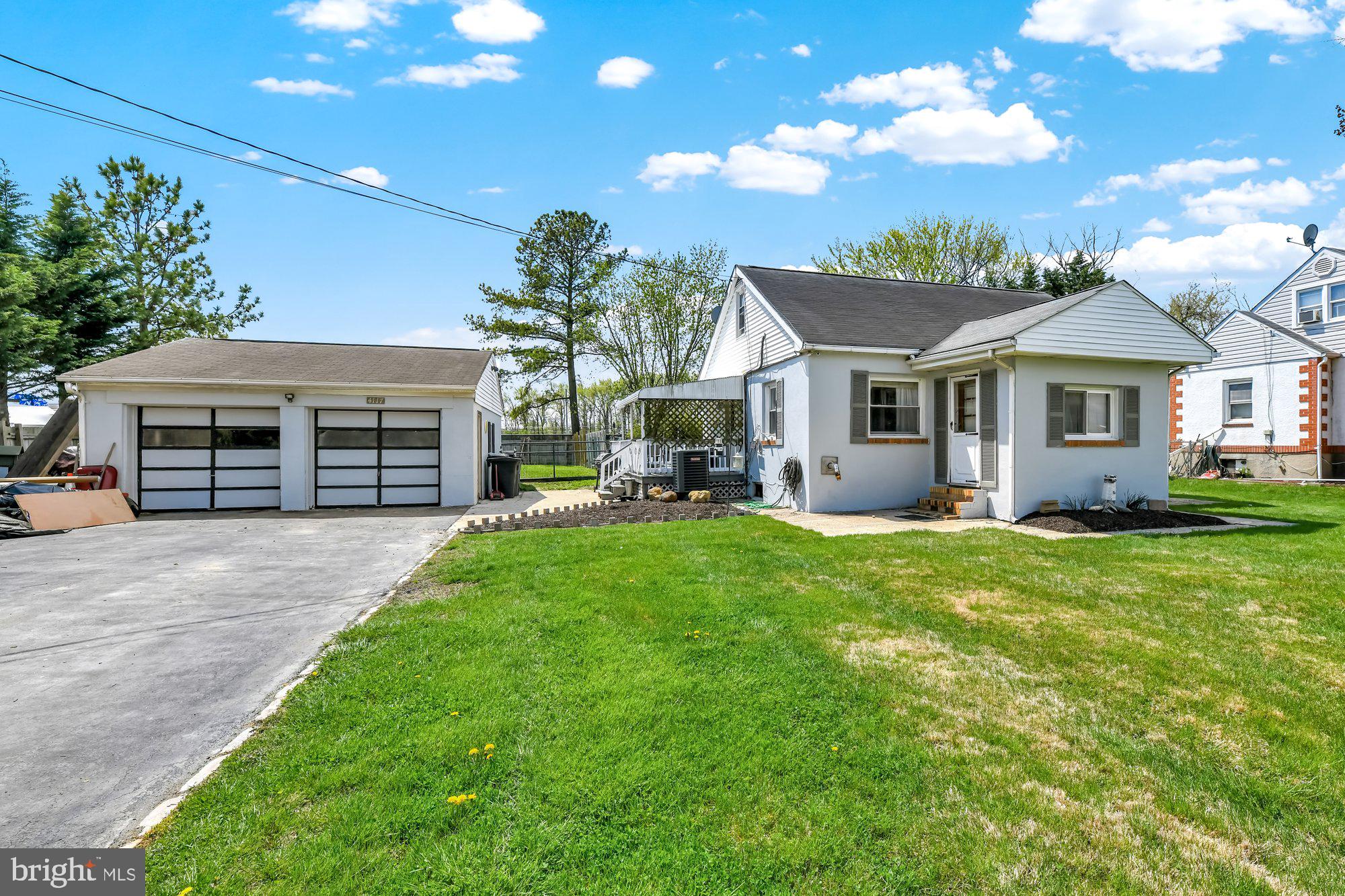 4117 North Point Road Baltimore, MD 21222 - Photo 3 of 29 Gallery Image 3