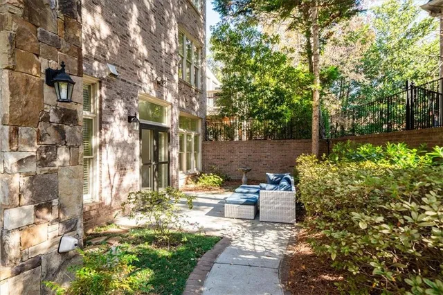 $2,195,000 | 3283 Stratfield Drive Northeast, Brookhaven, GA 30319