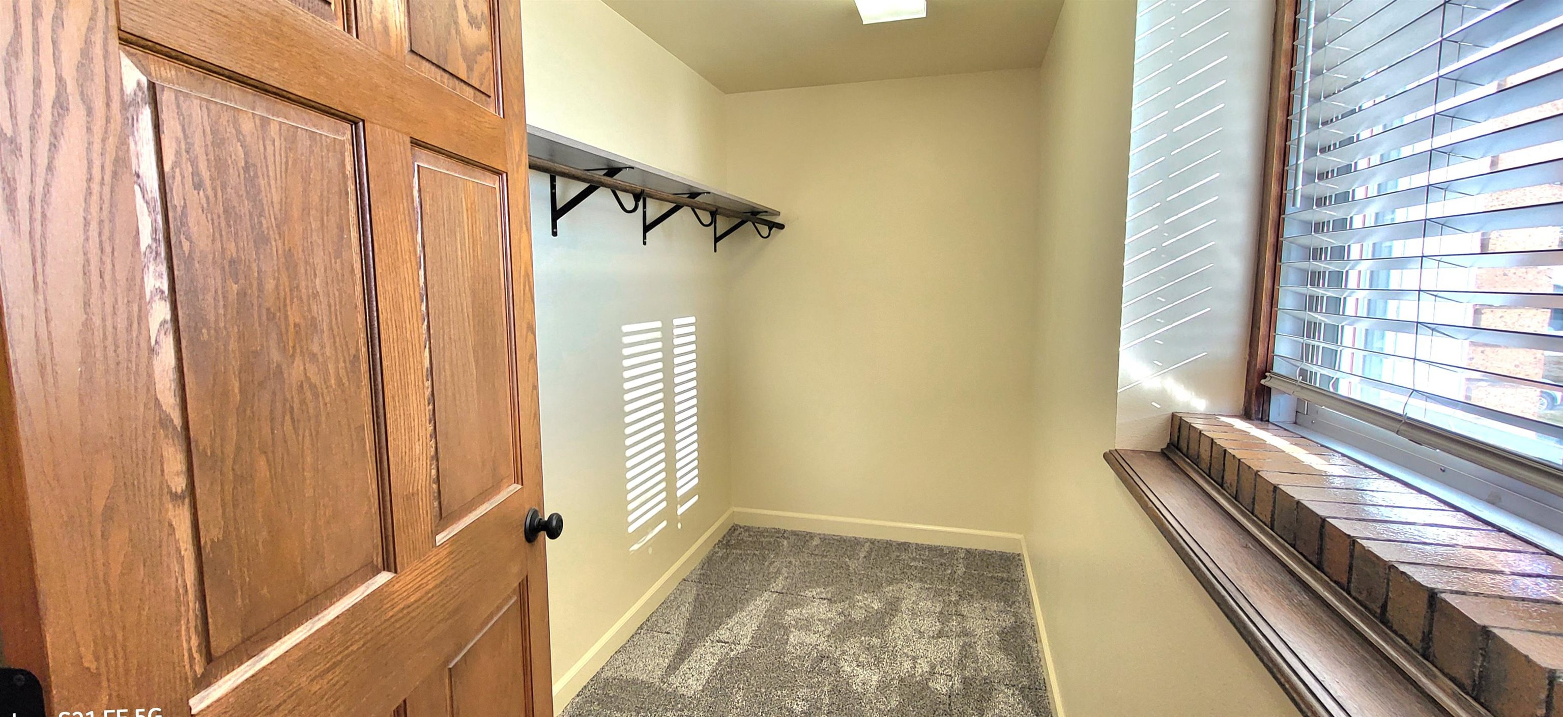 400 1st Avenue Southwest Chisholm, MN 55719 - Photo 3 of 13 Suite 200 closet