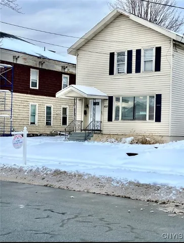 $249,900 | 420 West Dominick Street, Rome, NY 13440