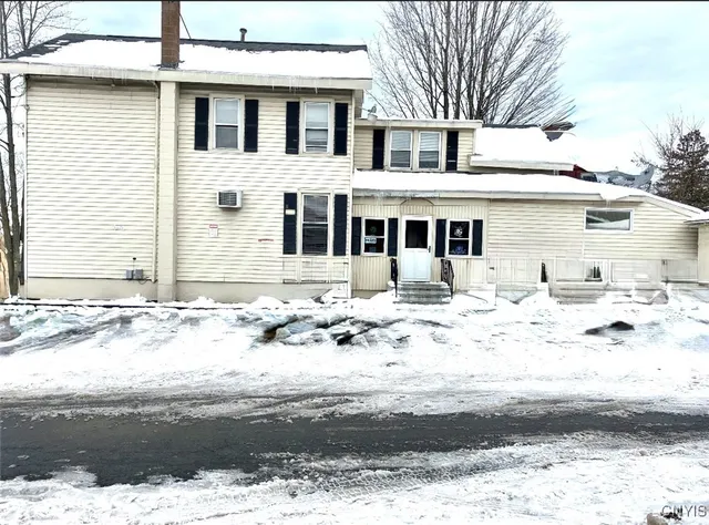 $249,900 | 420 West Dominick Street, Rome, NY 13440