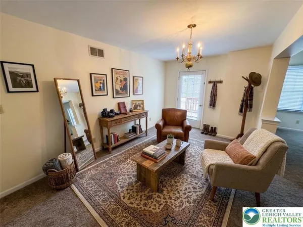 $2,100 | 168 Lindfield Circle, Macungie, PA 18062