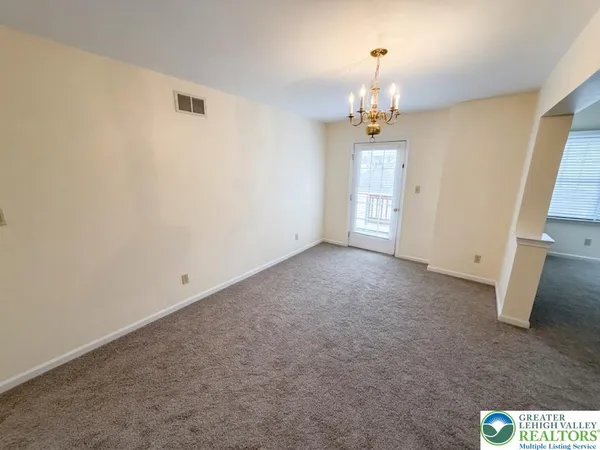 $2,100 | 168 Lindfield Circle, Macungie, PA 18062