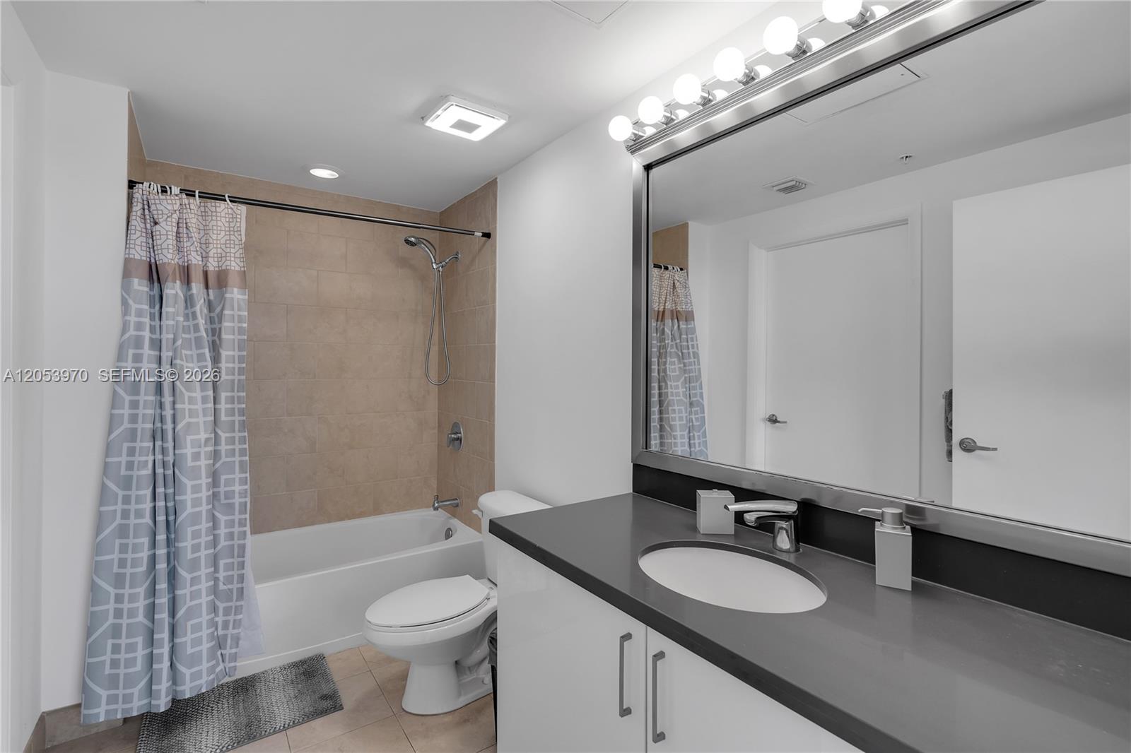 90 Southwest 3rd Street, Unit 4403 Miami, FL 33130 - Photo 10 of 32