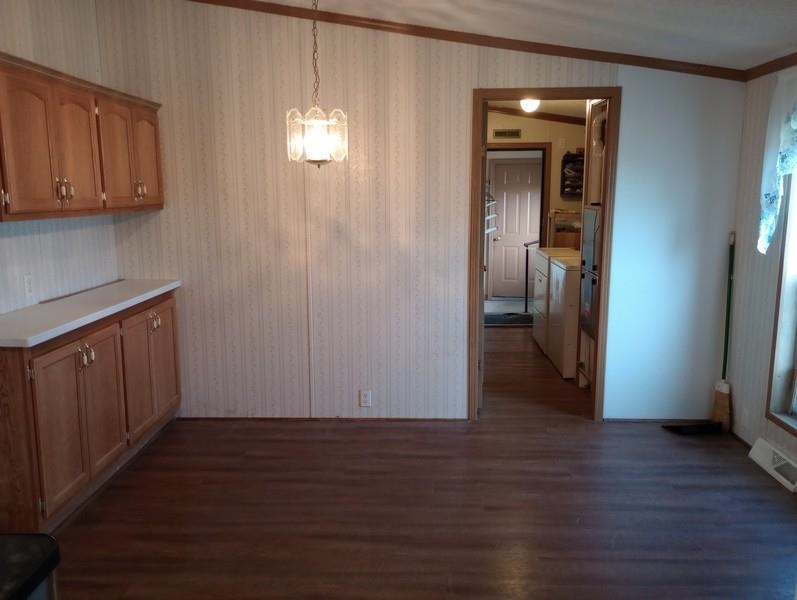 1433 Fairfield Way Gladwin, MI 48624 - Photo 9 of 33