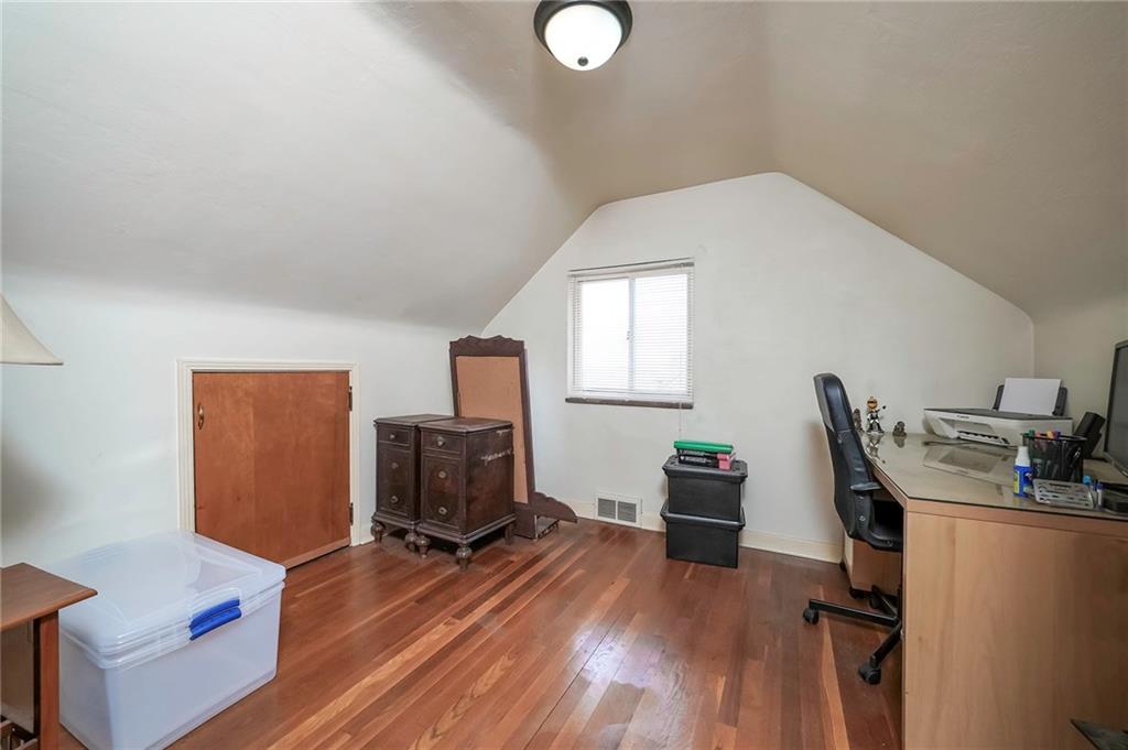 3563 Middleboro Road Pittsburgh, PA 15234 - Photo 14 of 23 Gallery Image 14