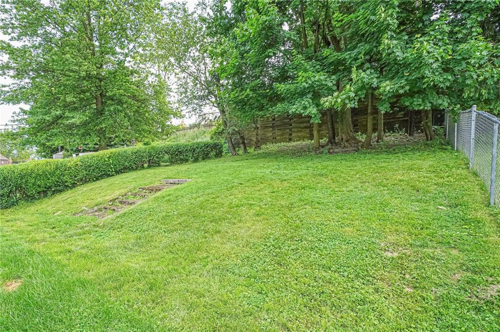 3563 Middleboro Road Pittsburgh, PA 15234 - Photo 19 of 23 Gallery Image 19