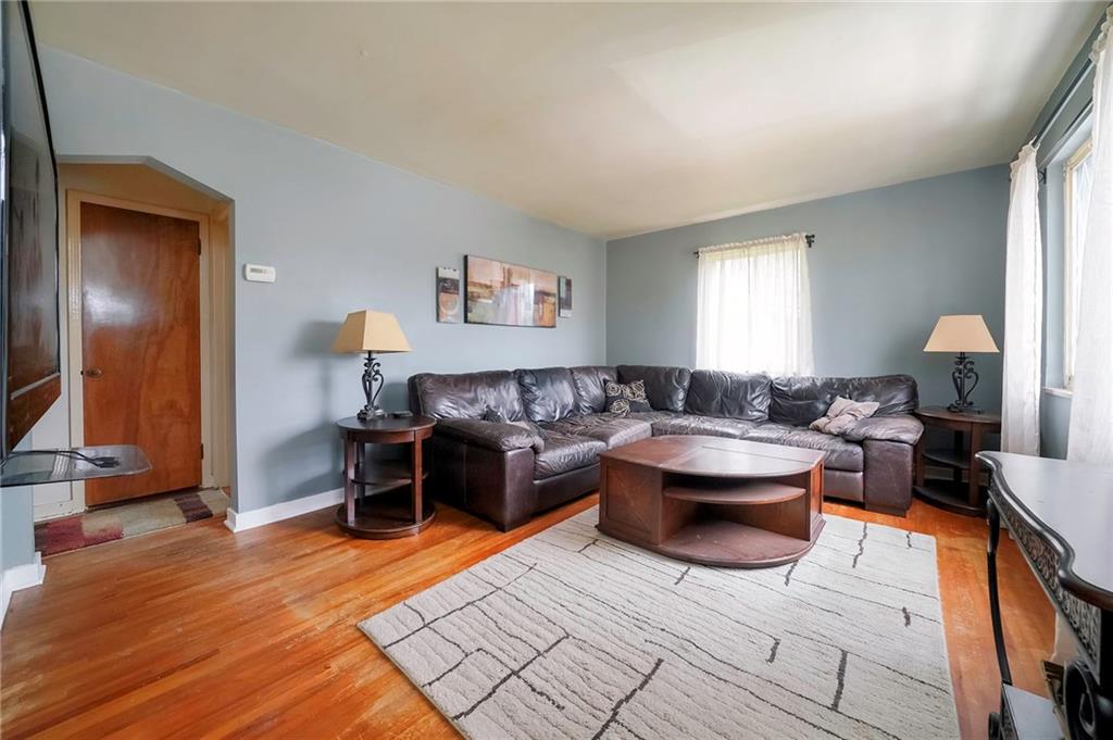 3563 Middleboro Road Pittsburgh, PA 15234 - Photo 4 of 23 Gallery Image 4