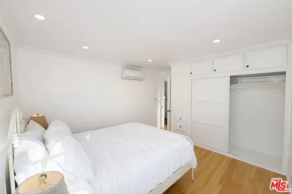 $3,800 | 1212 10th Street, Unit 15, Santa Monica, CA 90401