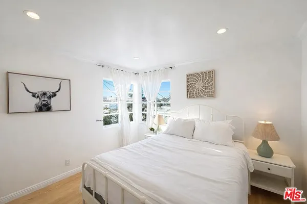 $3,800 | 1212 10th Street, Unit 15, Santa Monica, CA 90401