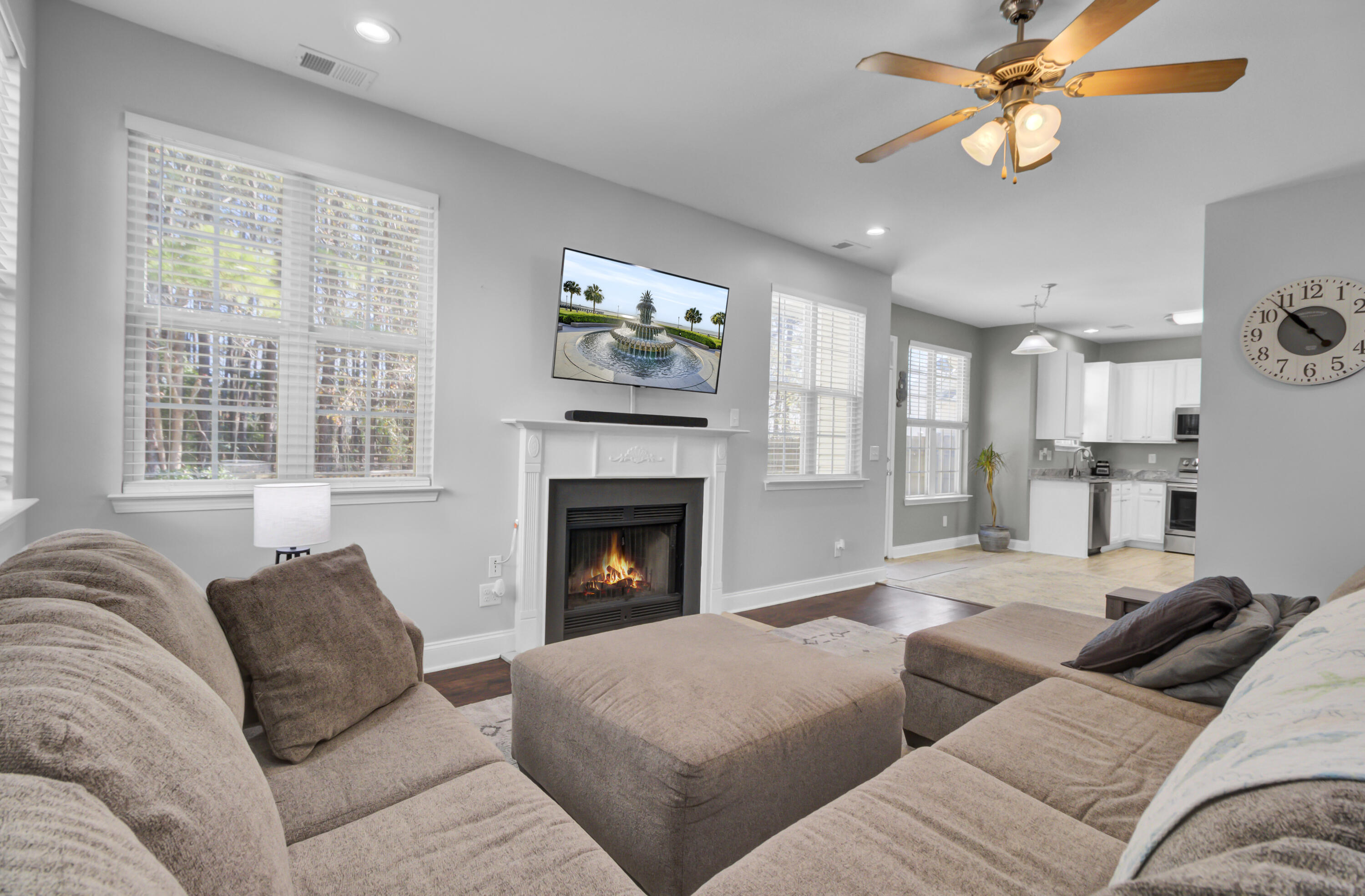 236 2 Forts Road Moncks Corner, SC 29461 - Photo 3 of 27 Family Room view