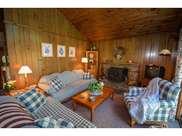 86 Mountain View Road Wilmington, VT 05363 - Photo 6 of 20 Gallery Image 6
