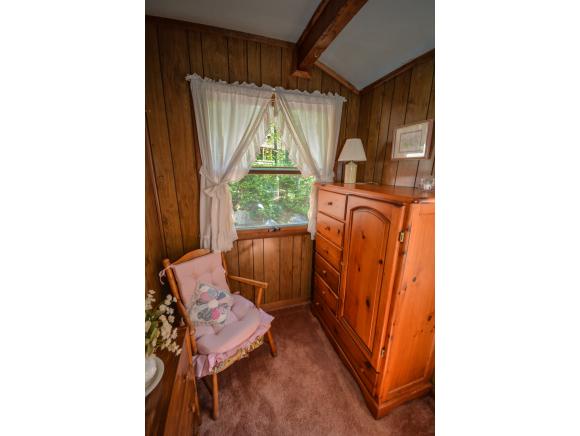 86 Mountain View Road Wilmington, VT 05363 - Photo 10 of 20 Gallery Image 10
