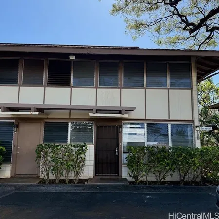 $2,700 | 4906-2 Kilauea Avenue, Unit 1, Honolulu, HI 96816