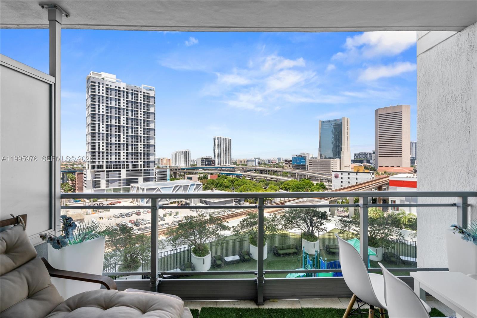 90 Southwest 3rd Street, Unit 1209 Miami, FL 33130 - Photo 25 of 33 Photo 25